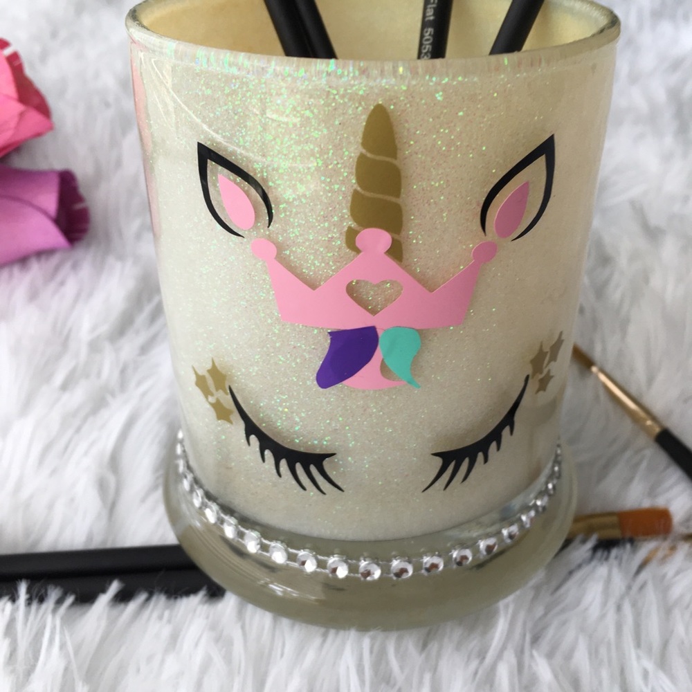 1 pc Unicornio ๐ฆ Holder Brushes Glitter Makeup ๐ - Picture 1 of 8